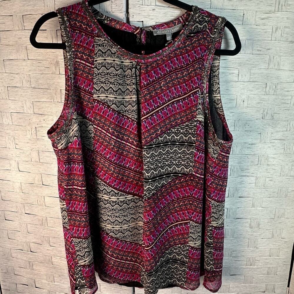 Daniel Ranin Womens tank blouse silver beating collar, arm hole sleeveless